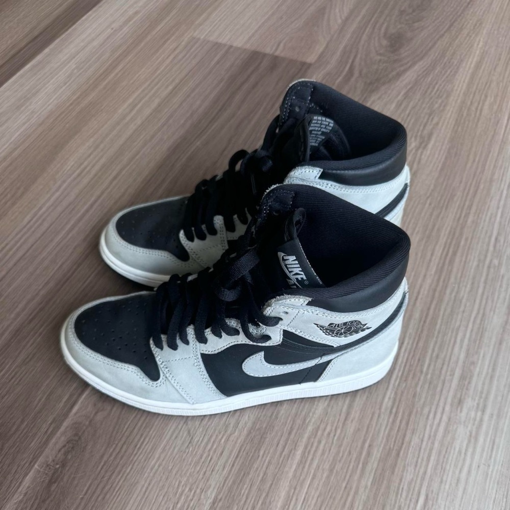 Shadow 2.0 High top Jordans in a size 7.5 Men’s